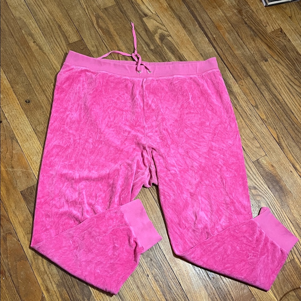 Used juicy couture black label hot Pink Set - Hoodie, Joggers & Shorts - Picture 12 of 16